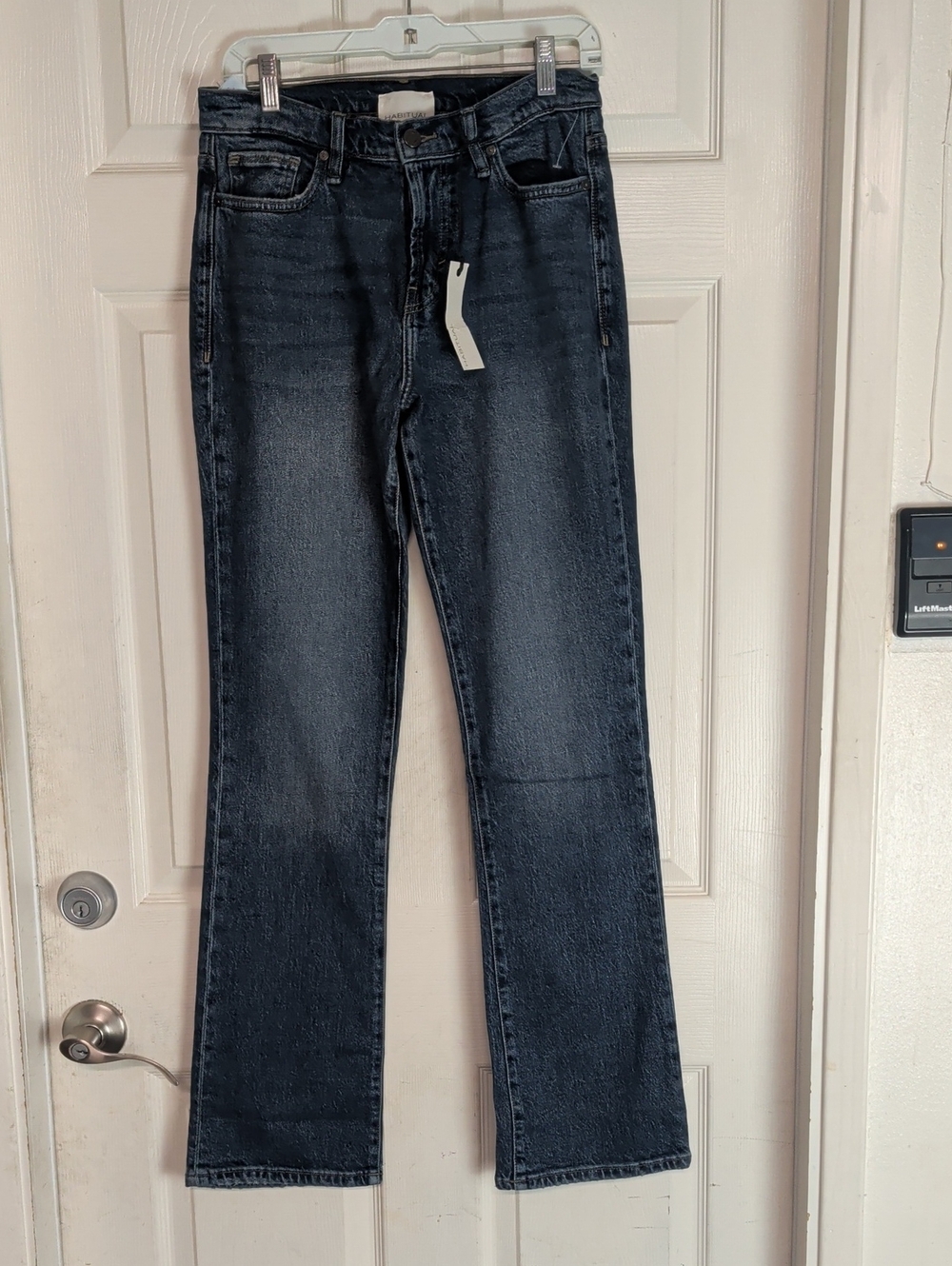 HABITUAL Logan High Rise Bootcut Jean Women Size 4/27 NWT